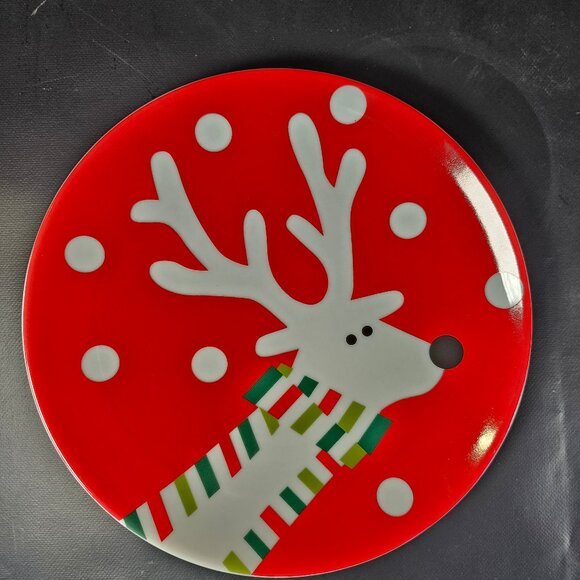 Crate And Barrel. 4 Reindeer Appetizer, Salad, Dessert Plates. 7.5" Round - Picture 3 of 9